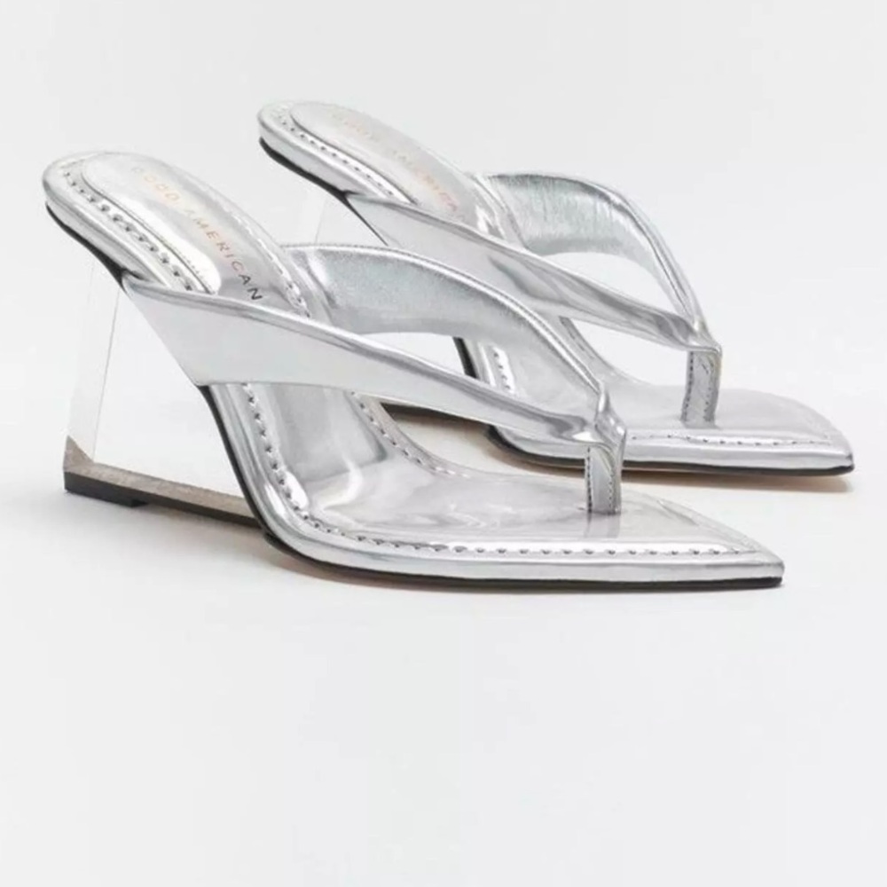Good American Women’s Silver Thong Clear Wedge Sandals Slip On Size 8.5